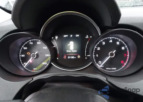 2019 Fiat 500X Urbana Awd z USA, uszkodzony, nr VIN ZFBNFYB18KP811602